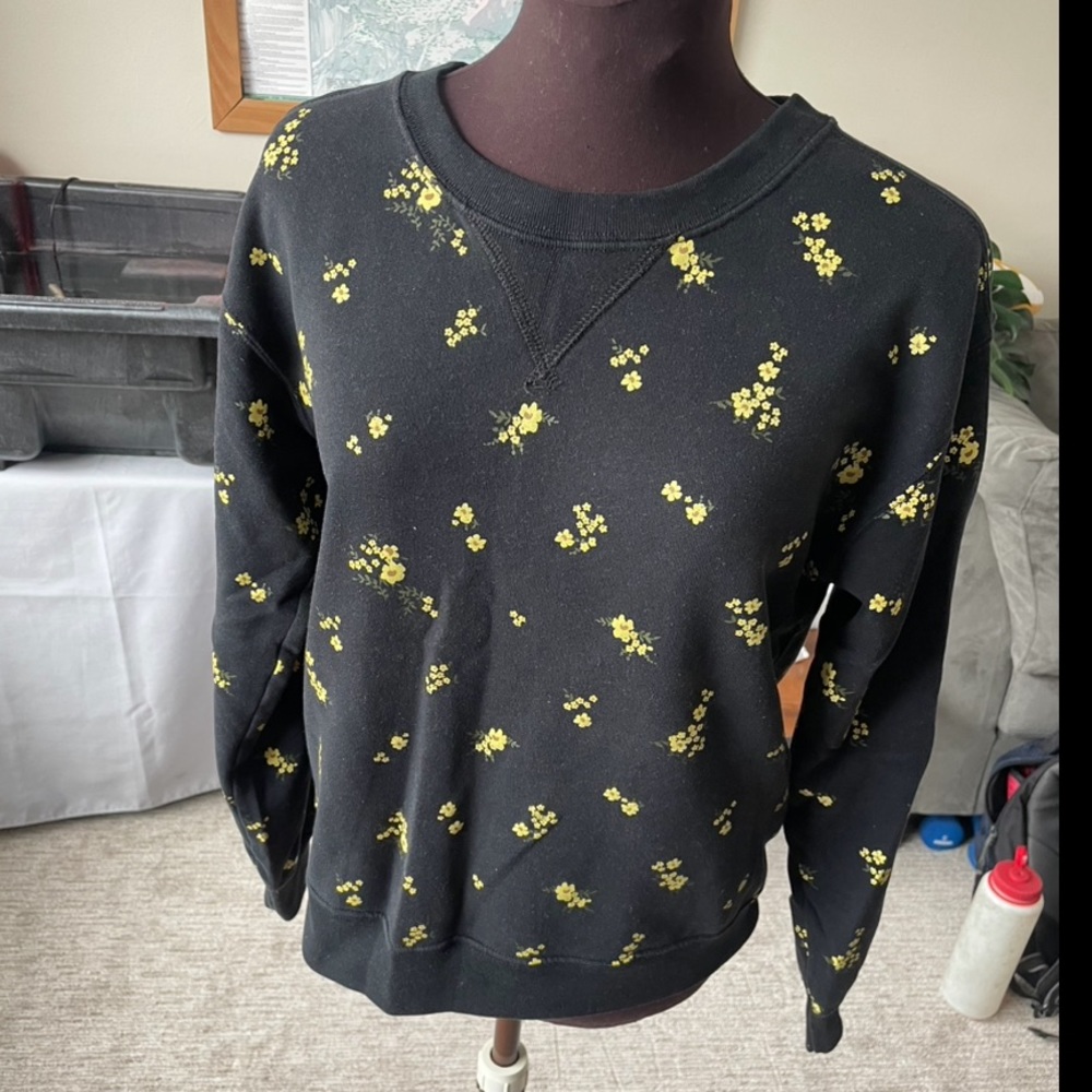 Abercrombie & Fitch Floral Print Crew Neck Sweatshirt